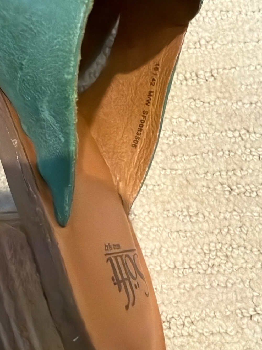 Sofft Teal Pointed-Toe Leather Pump